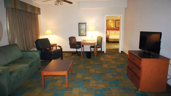 La Quinta Inn & Suites Austin Round Rock North | Teksas - Austin (ve civarı) - Round Rock