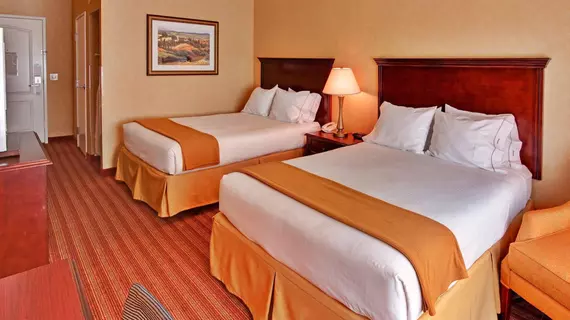 Holiday Inn Express Hotel & Suites Corona | Kaliforniya - Riverside County - Riverside (ve civarı) - Corona