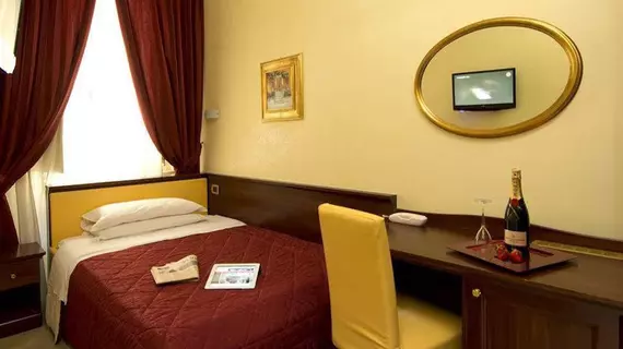 Hotel Esposizione Roma | Lazio - Roma (ve civarı) - Roma Kent Merkezi - Monti