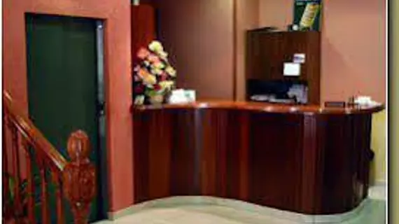 Hotel Clemente | Aragon - Huesca - Somontano de Barbastro - Barbastro