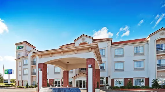 Holiday Inn Express Hotel & Suites Oklahoma City - Penn Square | Oklahoma - Oklahoma City (ve civarı) - Oklahoma