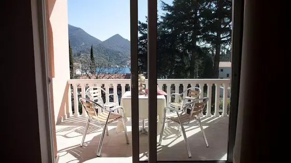 Apartments Bella Vista | Kamenari