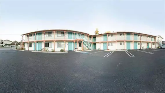 Budget Inn | Kaliforniya - San Luis Obispo (ve civarı) - San Luis Obispo