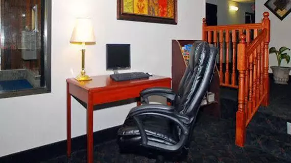 Quality Inn Hudson | Wisconsin - Hudson (ve civarı) - Hudson