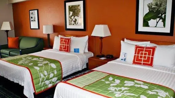 Fairfield Inn & Suites Orlando Near Universal Orlando Resort | Florida - Orlando (ve civarı) - Orlando