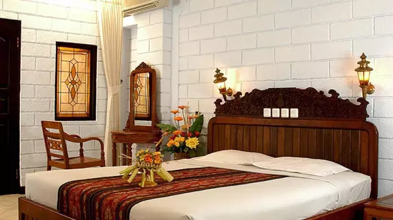 Vilarisi Hotel | Bali - Kuta - Legian Kent Merkezi