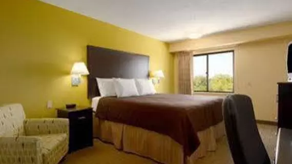 Days Inn and Suites DeSoto | Teksas - Dallas (ve civarı) - DeSoto