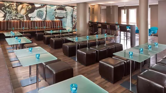 Motel One Berlin Mitte | Berlin (ve civarı) - Friedrichshain-Kreuzberg - Kreuzberg