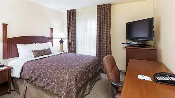 Staybridge Suites Greenville I-85 Woodruff Road | Güney Karolayna - Greenville - Spartanburg (ve civarı) - Greenville