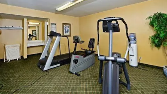 Quality Inn East Haven | Connecticut - New Haven (ve civarı) - East Haven