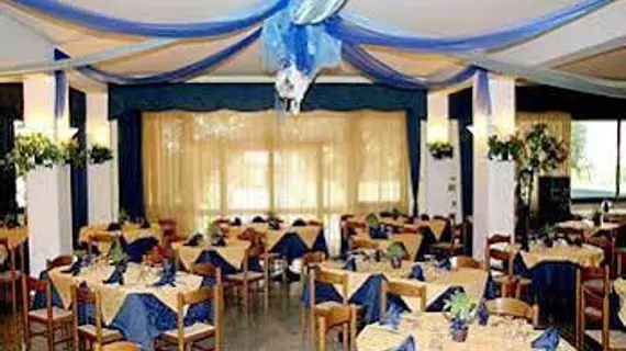 Hotel Club Costa Azzurra | Sicilya - Messina (vilayet) - Brolo