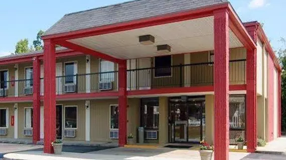 Econo Lodge Inn & Suites Fort Rucker | Alabama - Enterprise (ve civarı) - Daleville