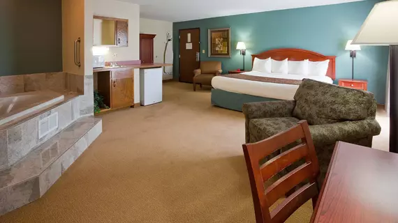 AmericInn Hotel & Suites New Richmond | Wisconsin - Hudson (ve civarı) - New Richmond