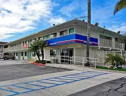 Motel 6 Los Angeles - Whittier | Kaliforniya - Los Angeles County - Whittier