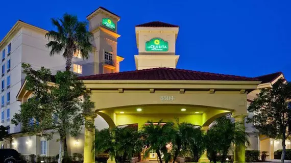 La Quinta Inn & Suites Orlando Convention Center | Florida - Orlando (ve civarı) - International Drive