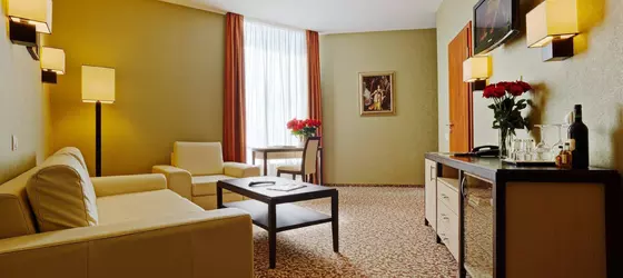 New Peterhof Hotel | Leningrad Bölgesi - St. Petersburg (ve civarı) - Petergof