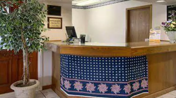 Days Inn Concordia | Missouri - Higginsville (ve civarı) - Concordia