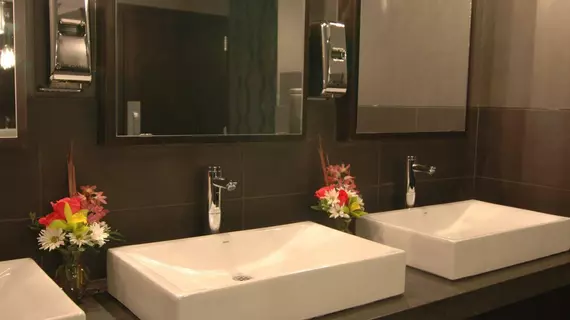 Delta Edmonton Centre Suite Hotel | Alberta - Edmonton (ve civarı) - Edmonton - Downtown Edmonton