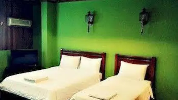 Rainforest Bed & Breakfast Hotel | Kuala Lumpur (ve civarı) - Bukit Ceylon