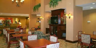 Hampton Inn & Suites Pensacola I-10 N at University Town Plaza