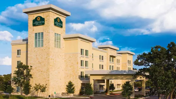 La Quinta Inn & Suites Austin - Cedar Park | Teksas - Austin (ve civarı) - Cedar Park