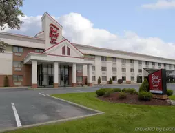 Red Roof Inn & Suites Cleveland - Elyria | Ohio - Cleveland (ve civarı) - Elyria