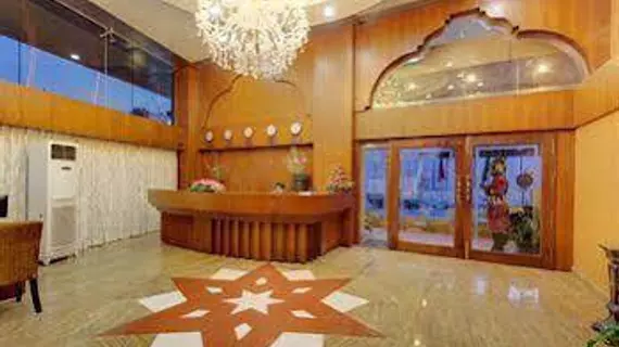 Hotel Crystal Castle | Karnataka - Bengaluru (ve civarı) - Bengaluru - JP Nagar