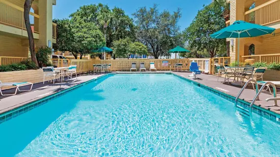 La Quinta Inn San Antonio Sea World Ingram Park | Teksas - San Antonio (ve civarı) - San Antonio - Batı San Antonio