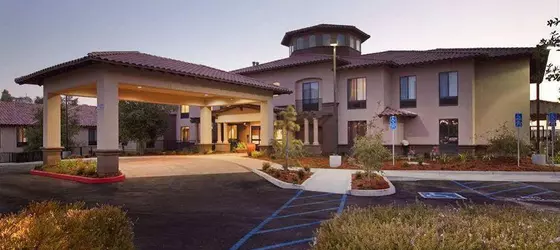 Hampton Inn & Suites Arroyo Grande/Pismo Beach Area | Kaliforniya - San Luis Obispo (ve civarı) - Arroyo Grande