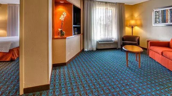 Fairfield Inn & Suites by Marriott Edmond | Oklahoma - Oklahoma City (ve civarı) - Edmond