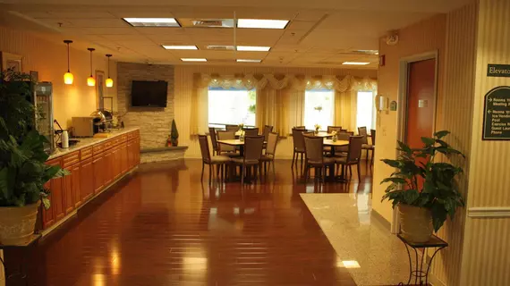 Best Western Plus New England Inn & Suites | Connecticut - Hartford (ve civarı) - Berlin