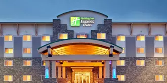 Holiday Inn Express & Suites Fairbanks