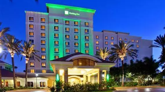 Holiday Inn Express & Suites Anaheim Resort Area | Kaliforniya - Orange County - Anaheim - Anaheim Resort