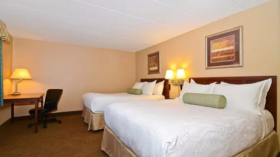 Best Western Arrowhead Lodge & Suites | Wisconsin - Black River Şelaleleri (ve civarı) - Black River Şelaleleri