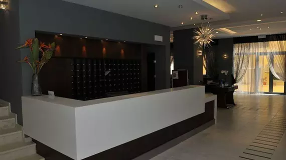 Arion Hotel | İyon Adaları - Korfu - Korfu İlçesi