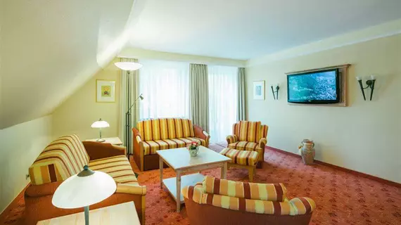 Hotel Landhaus Höpen | Aşağı Saksonya - Schneverdingen