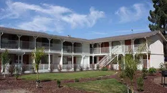 Budget Inn | Kaliforniya - San Luis Obispo (ve civarı) - San Luis Obispo