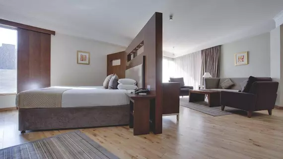 Radisson Blu Hotel, Glasgow | İskoçya - Greater Glasgow - Dunbartonshire - Glasgow - Glasgow Şehir Merkezi