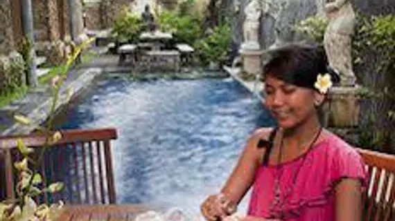 Puri Sindhu Mertha Guest House | Bali - Denpasar - Sanur