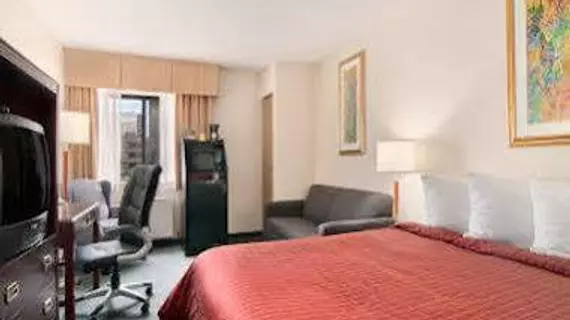 Travelodge Edmonton South | Alberta - Edmonton (ve civarı) - Edmonton - Güneydoğu Edmonton