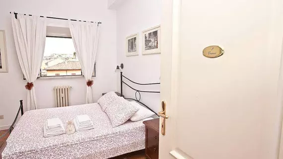 Al Centro di Roma B&B | Lazio - Roma (ve civarı) - Roma Kent Merkezi - Navona