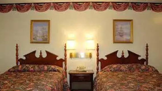 Travelodge Inn & Suites | Tennessee - Gatlinburg - Pigeon Forge (ve civarı) - Pigeon Forge