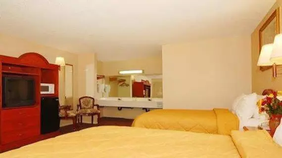 Comfort Inn Near Downey Studios | Kaliforniya - Los Angeles County - Downey