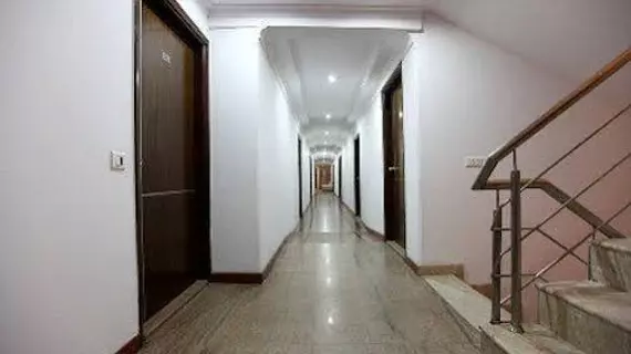 Hotel Lohias | Batı Delhi - Ulusal Eyalet Başkenti Delhi - Delhi (ve civarı) - Yeni Delhi