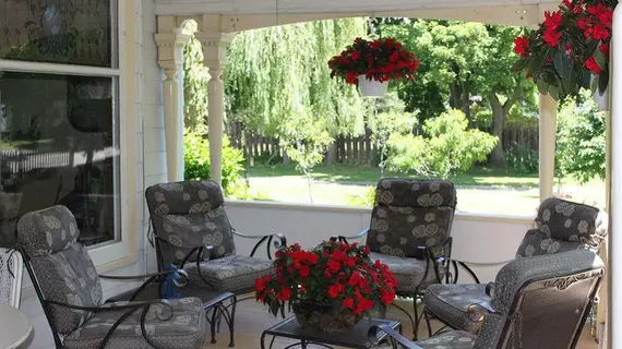 Green Oaks Bed and Breakfast | Ontario - Niagara Regional Belediyesi - Niagara Şelalesi (ve civarı), Kanada - Niagara-on-the-Lake