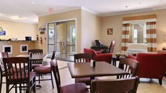 Days Inn & Suites Cabot | Arkansas - Little Rock (ve civarı) - Cabot