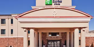 HOLIDAY INN EXPRESS & SUITES C