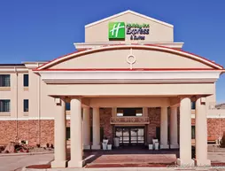 HOLIDAY INN EXPRESS & SUITES C | New Mexico - Clovis (ve civarı) - Clovis