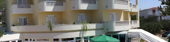 Hotel Conte | Split-Dalmaçya - Baska Voda