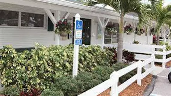 Groves RV Resort | Florida - Fort Myers (ve civarı) - Fort Myers